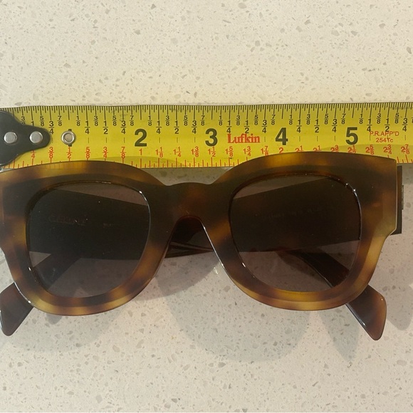 Celine tortoise shell sunglasses - Picture 3 of 6